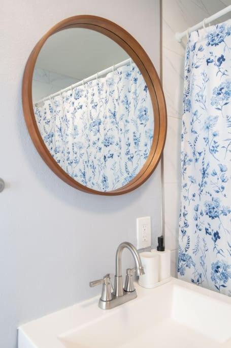Lovely 3bedroom With Free Parking On Premise Apartamento *